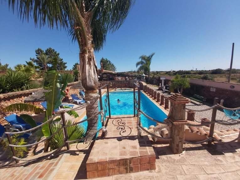Villa Bora-Bora Pêra Exteriör bild