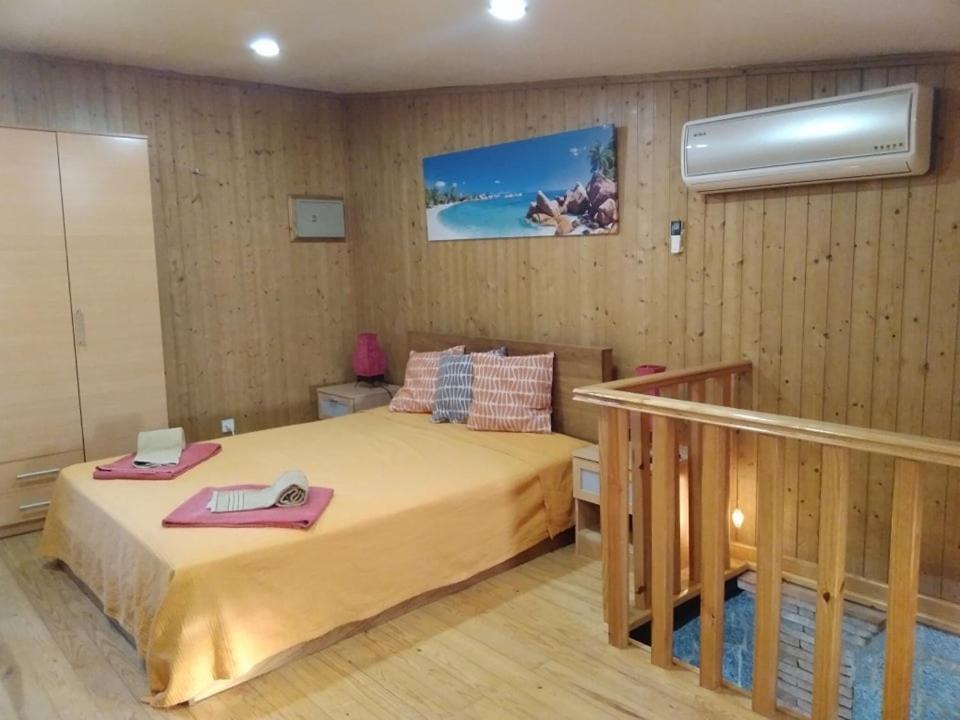 Villa Bora-Bora Pêra Exteriör bild