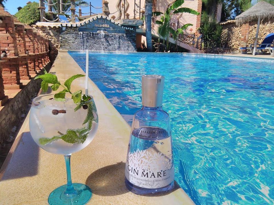 Villa Bora-Bora Pêra Exteriör bild